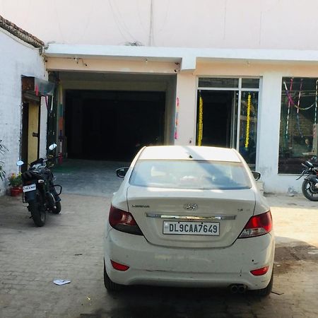 The Magnum New Delhi Exterior photo