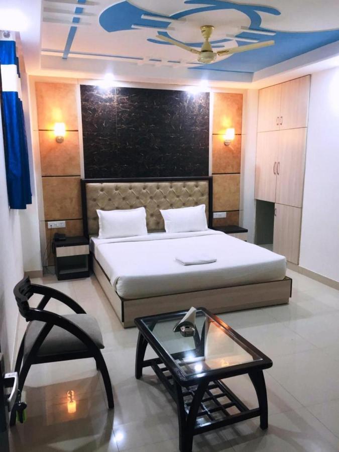 The Magnum New Delhi Exterior photo